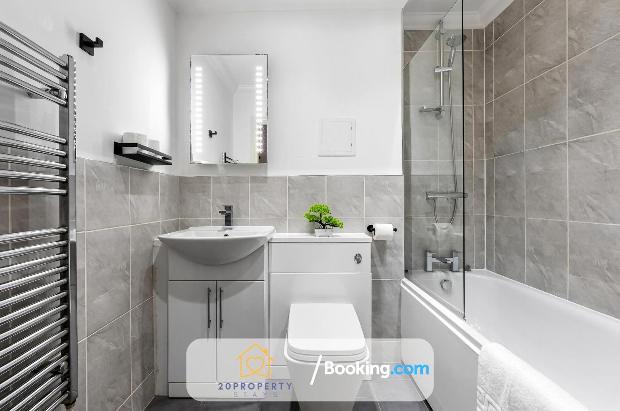 Luxury Long In Bow Road Appartamento *